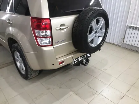 Фаркоп Лидер Плюс для Suzuki Grand Vitara (5 дв, двиг. 2.0,2.4) 2005-2015 S406-FC в Омск