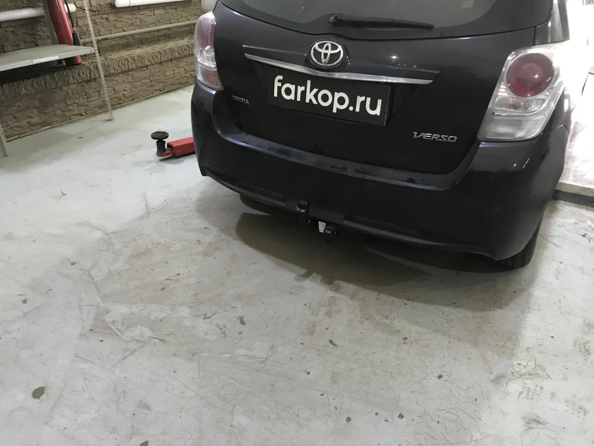 Фаркоп Oris для Toyota Verso 2012-2018 3069-A в Омск Фаркоп Oris для Toyota Verso 2012-2018 3069-A в Омск