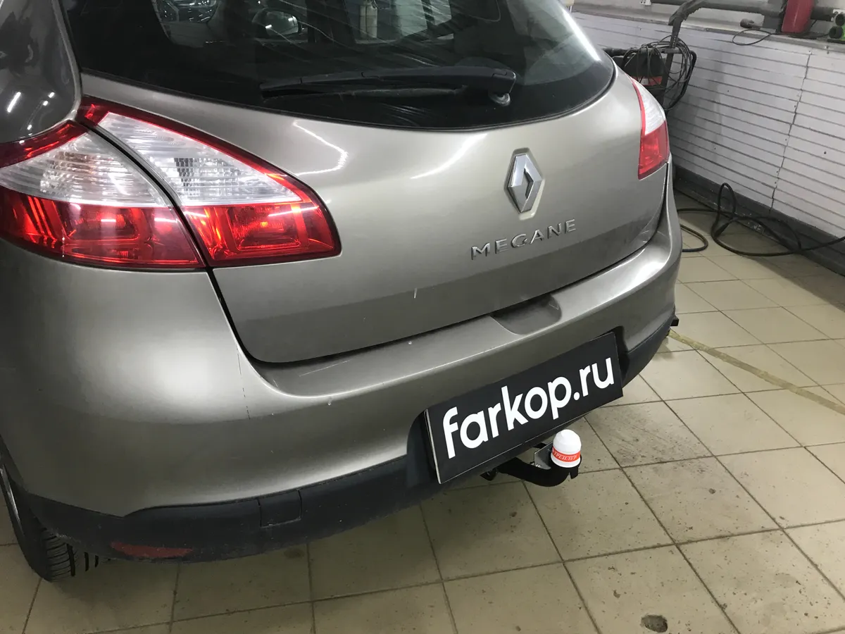 Фаркоп Трейлер для Renault Megane (5дв. хэтчбек ) 2008-2016 Арт. 9050 9050 в Омск