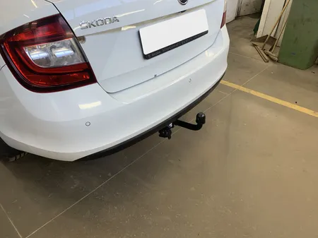 Фаркоп Berg для Skoda Rapid 2014-2020 F.5112.001 в Омск