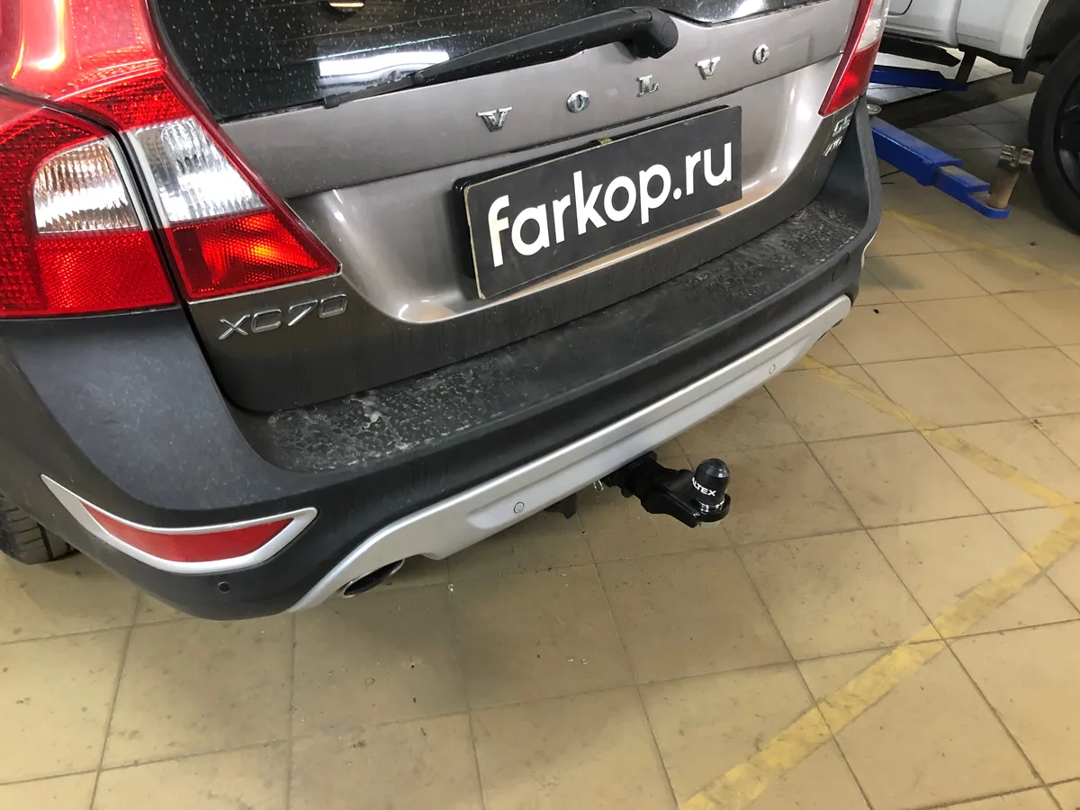 Фаркоп TowRus для Volvo XC70 2007-2016 259515 в Омск Фаркоп TowRus для Volvo XC70 2007-2016 259515 в Омск