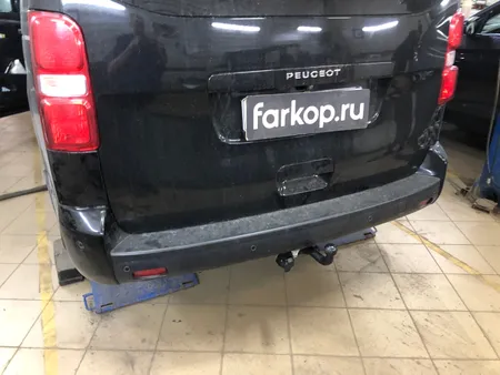 Фаркоп Лидер Плюс для Peugeot Traveller 2016- P108-A в Омск