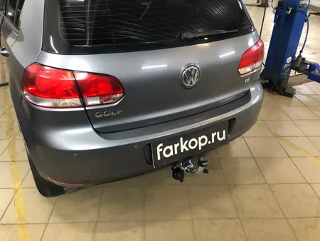Фаркоп Galia для Volkswagen Golf 2008-2013 A038C в Омск