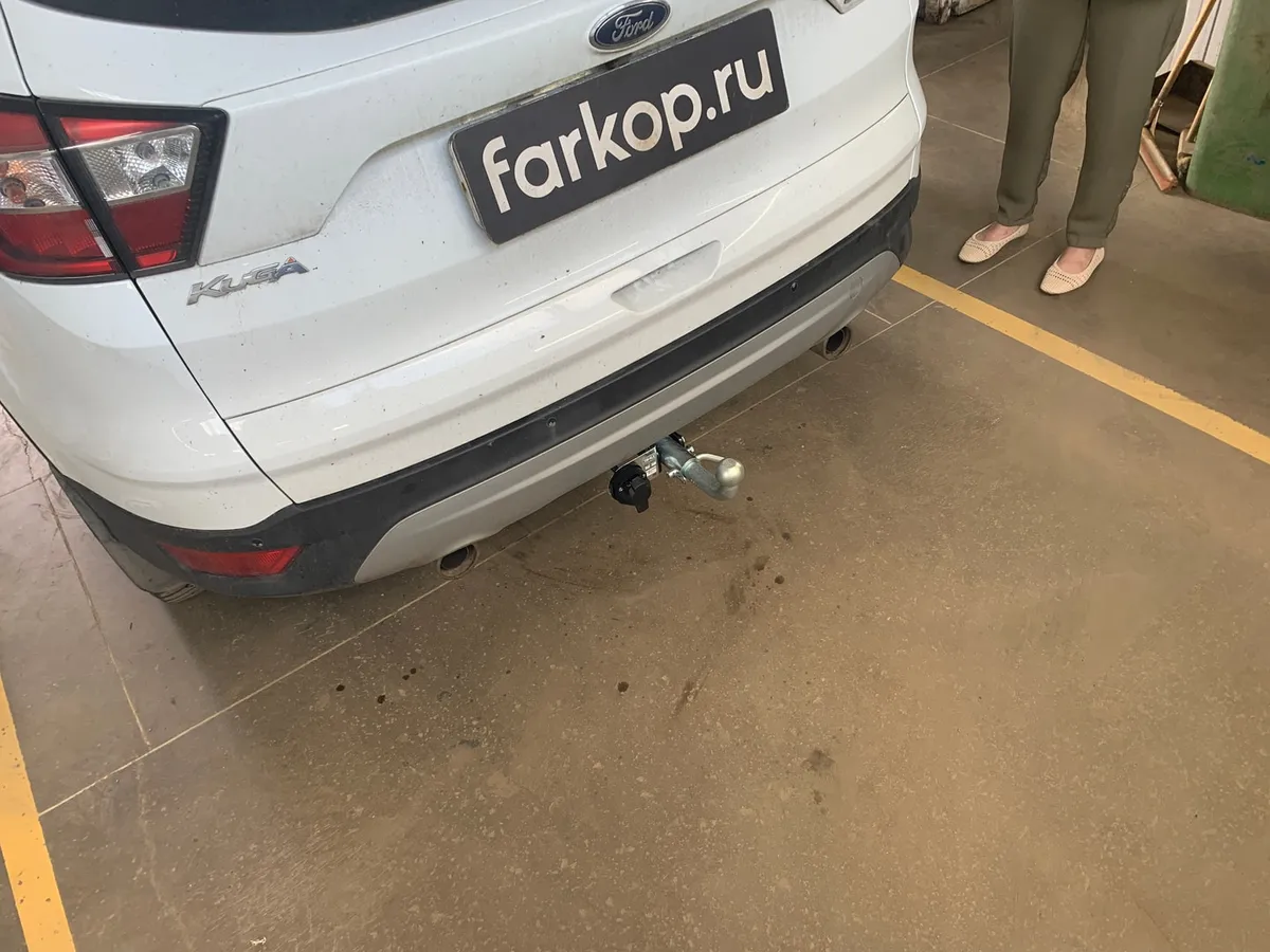 Фаркоп Лидер Плюс для Ford Kuga 2013-2019 F120-BA в Омск Фаркоп Лидер Плюс для Ford Kuga 2013-2019 F120-BA в Омск