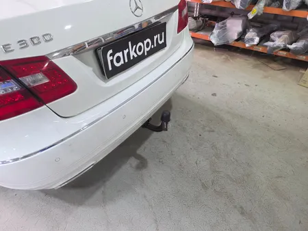 Фаркоп Steinhof для Mercedes E-class (седан) 2009-2016 Арт. M-118 M-118 в Омск