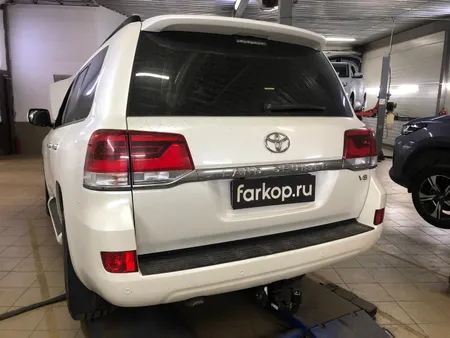 Фаркоп Steinhof для Toyota Land Cruiser J200 2008- T-172 в Омск