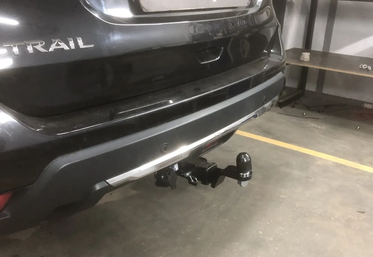 Фаркоп Berg для Nissan X-Trail 2015-2022  F.4113.001 в Омск
