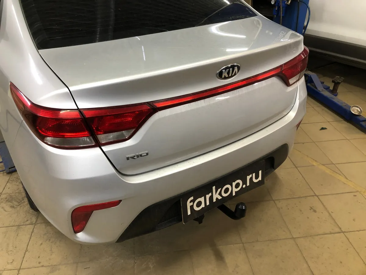Фаркоп Berg для Kia Rio 2017-2020 F.2311.001 в Омск