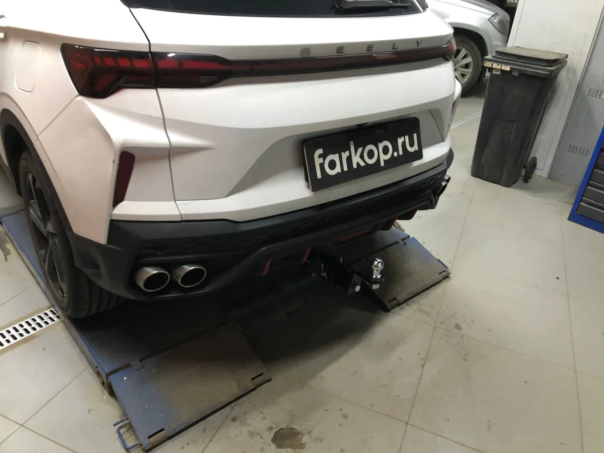 Фаркоп TowRus для Geely Coolray 2020- 299413 в Омск