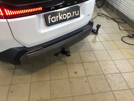 Фаркоп TowRus для Toyota RAV4 2025- 229420 в Омск