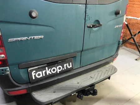 Фаркоп Steinhof для Mercedes Sprinter 2006-2018, (для а/м со ступенькой, кроме самой короткой базы) V-033 в Омск