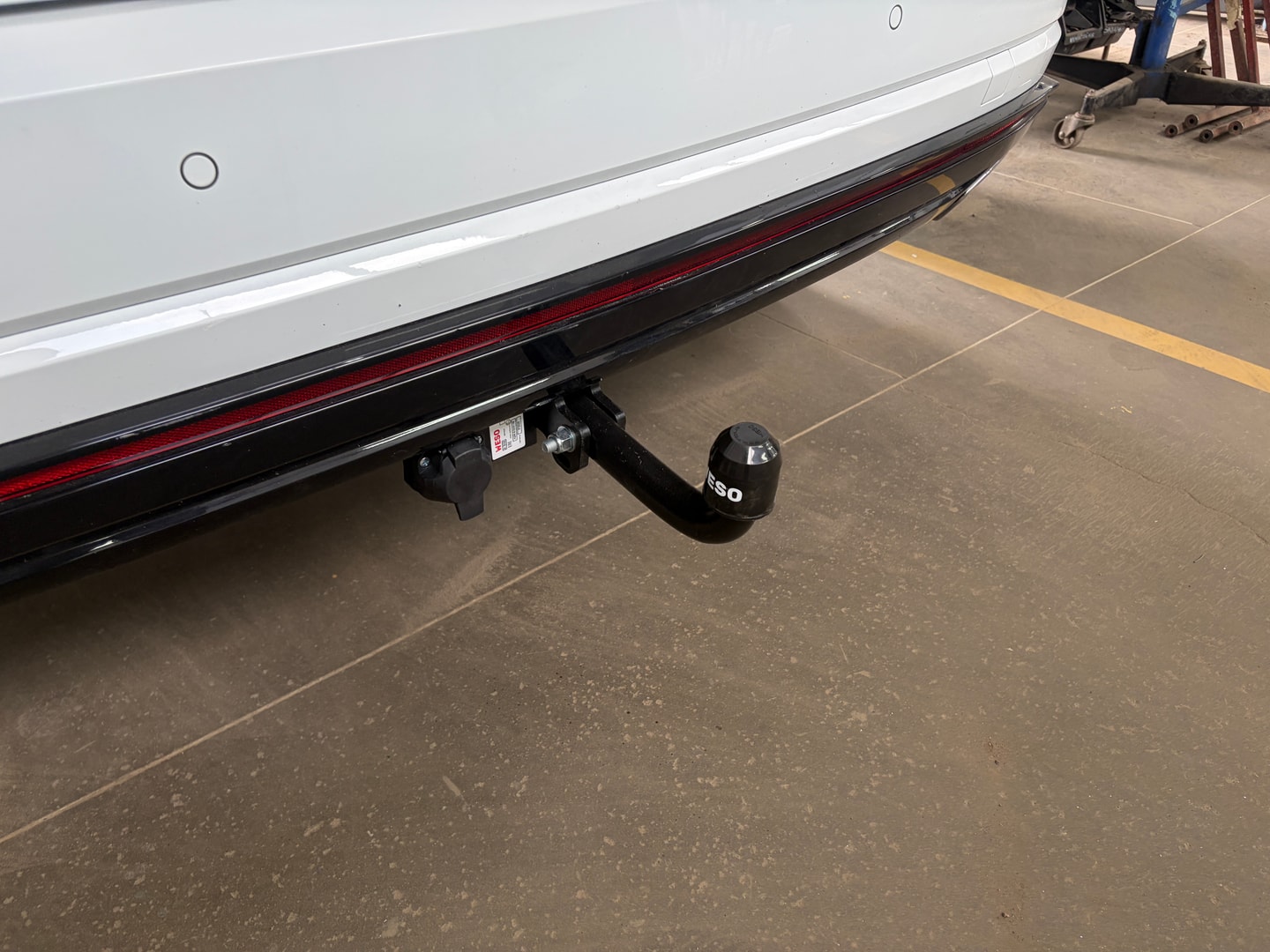 Установили фаркоп Oris для Volkswagen Touareg 2018-2026 г.в.